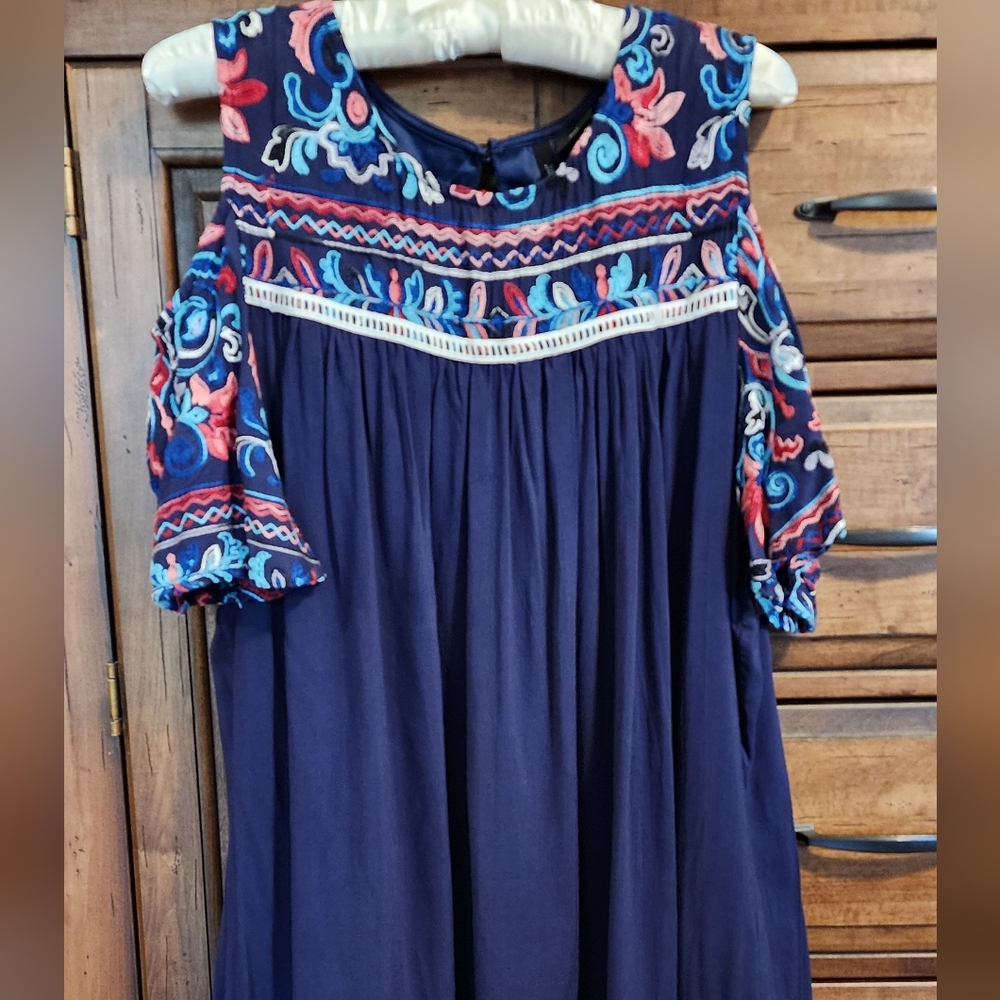 New Directions Blue and Pink Cold Shoulder Petite Dress